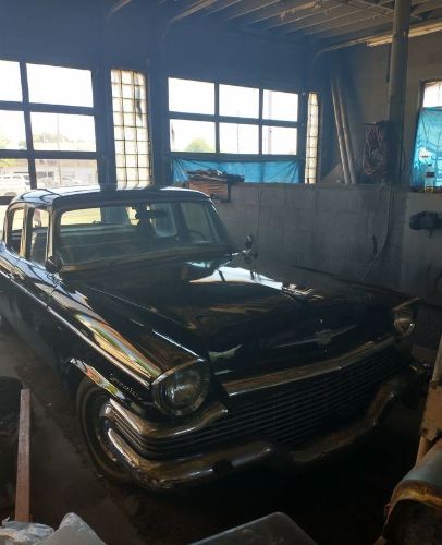 Studebaker-Commander-1957-4