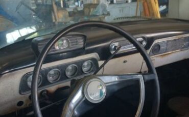 Studebaker-Commander-1957-7