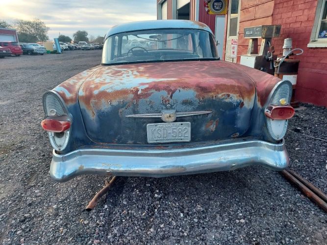 Studebaker-Commander-1957-Blue-2