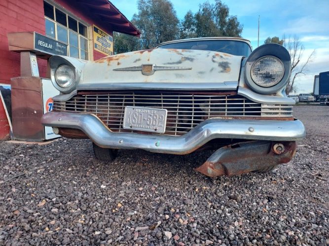 Studebaker-Commander-1957-Blue
