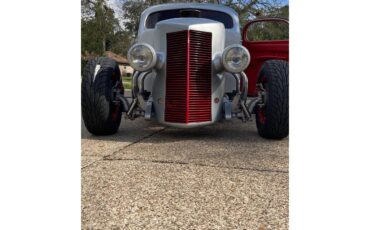 Studebaker-Dictator-1937-Silver-Red-2