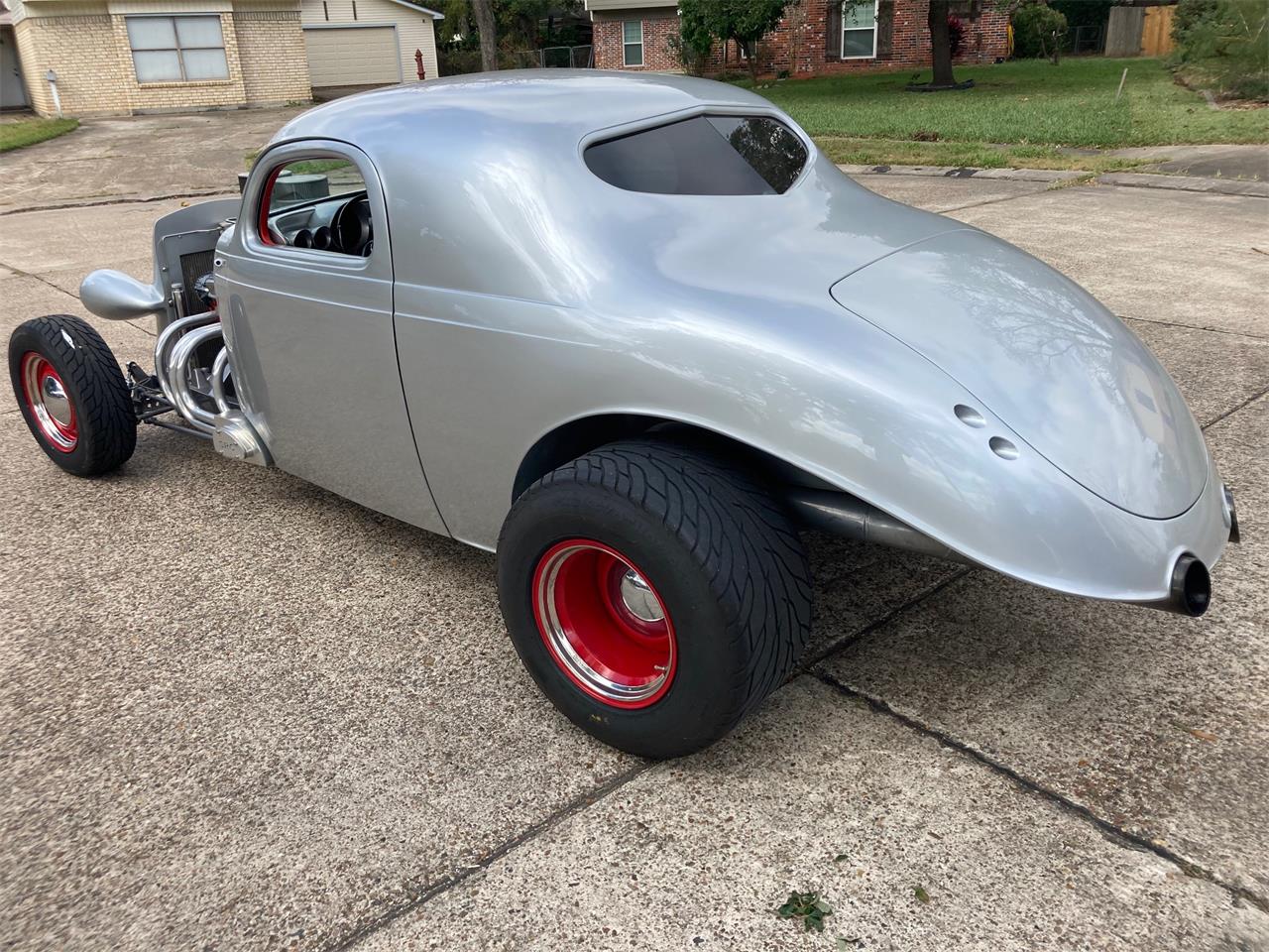 Studebaker-Dictator-1937-Silver-Red-7