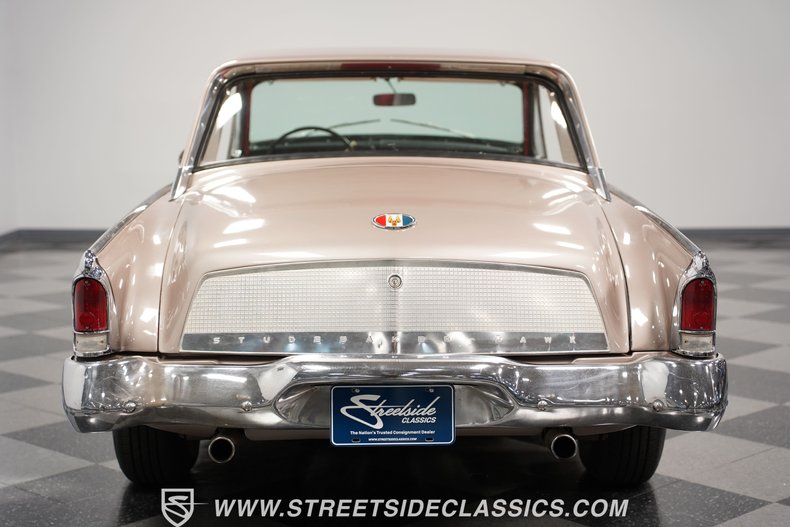 Studebaker-Gran-turismo-1963-Gold-Red-13