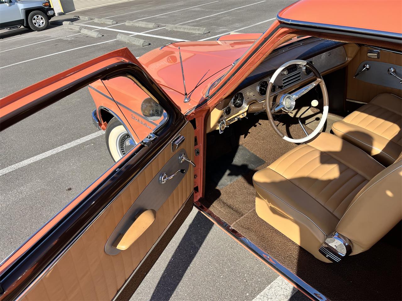 Studebaker-Hawk-1961-Flamingo-tan-2