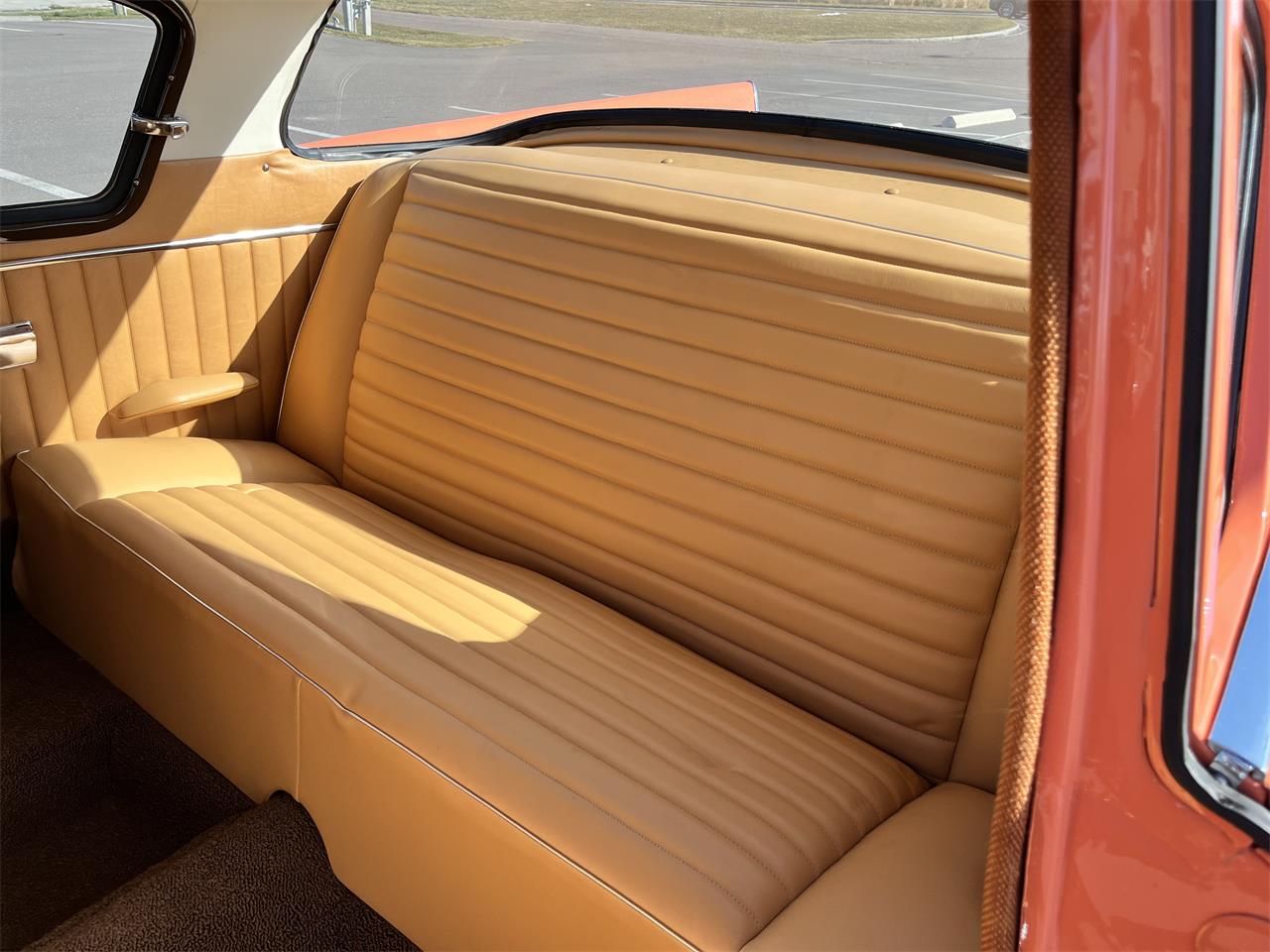 Studebaker-Hawk-1961-Flamingo-tan-4