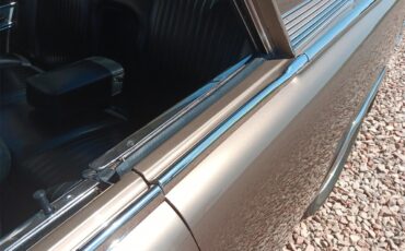 Studebaker-Hawk-1963-Metalic-Brown-Black-10