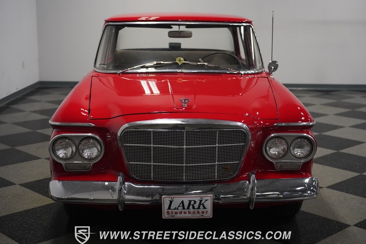 Studebaker-Lark-1962-Sedan-21