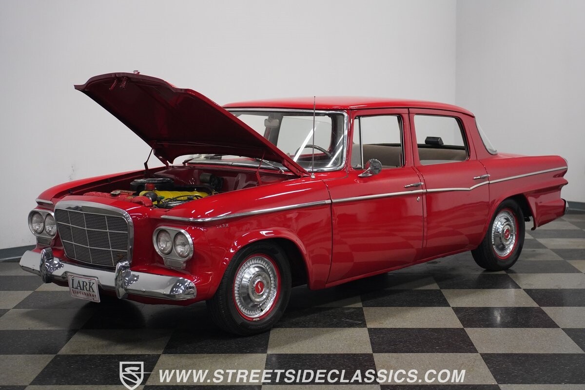 Studebaker-Lark-1962-Sedan-35