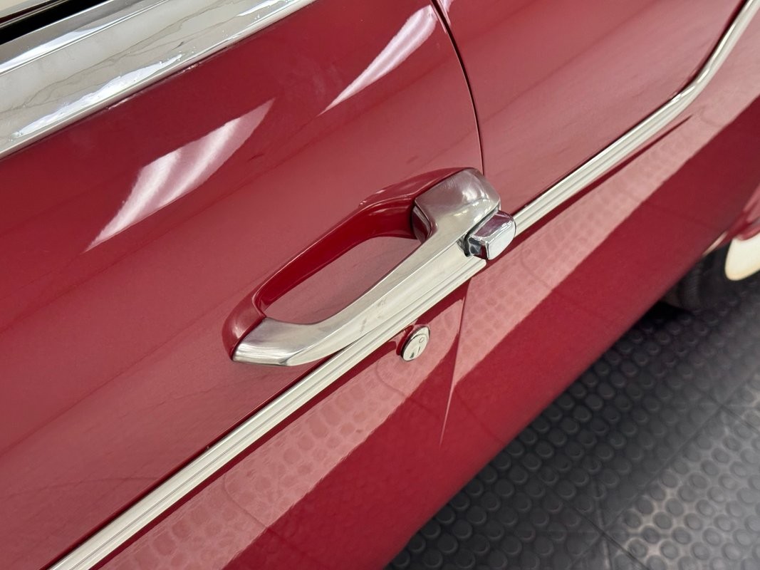 Studebaker-Lark-VIII-1960-Convertible-19