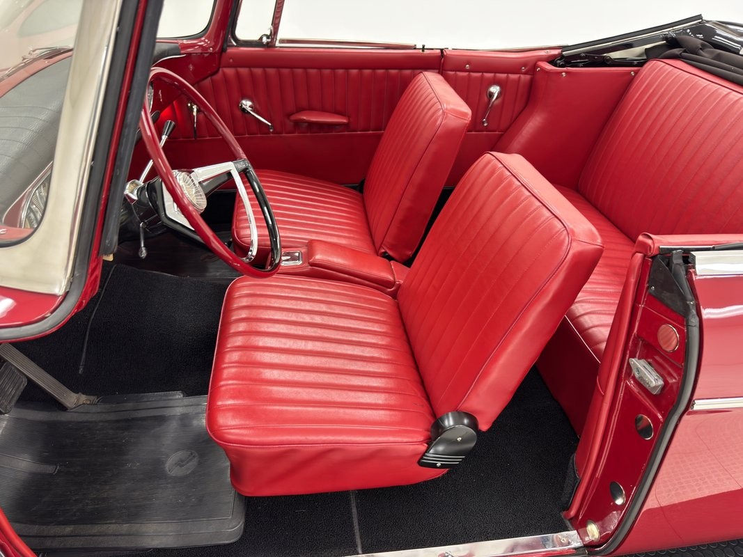Studebaker-Lark-VIII-1960-Convertible-36