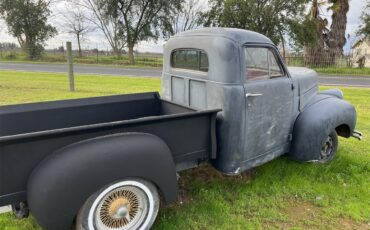 Studebaker-Pickup-1941-Black-Primer-Black-Primer-and-Red-1