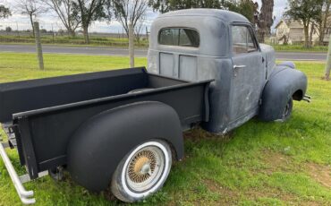 Studebaker-Pickup-1941-Black-Primer-Black-Primer-and-Red-7