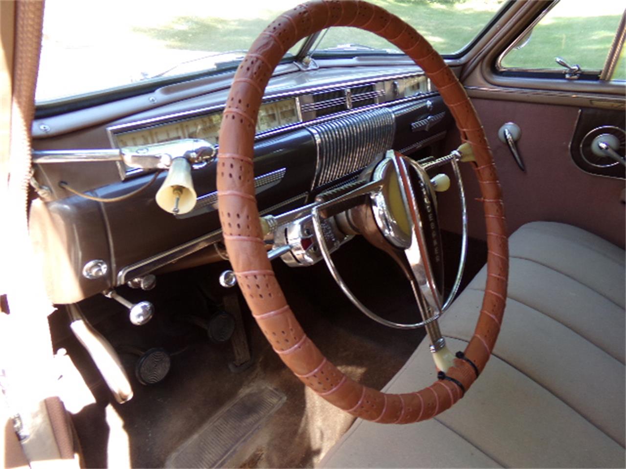 Studebaker-President-1941-tan-and-brown-tan-16