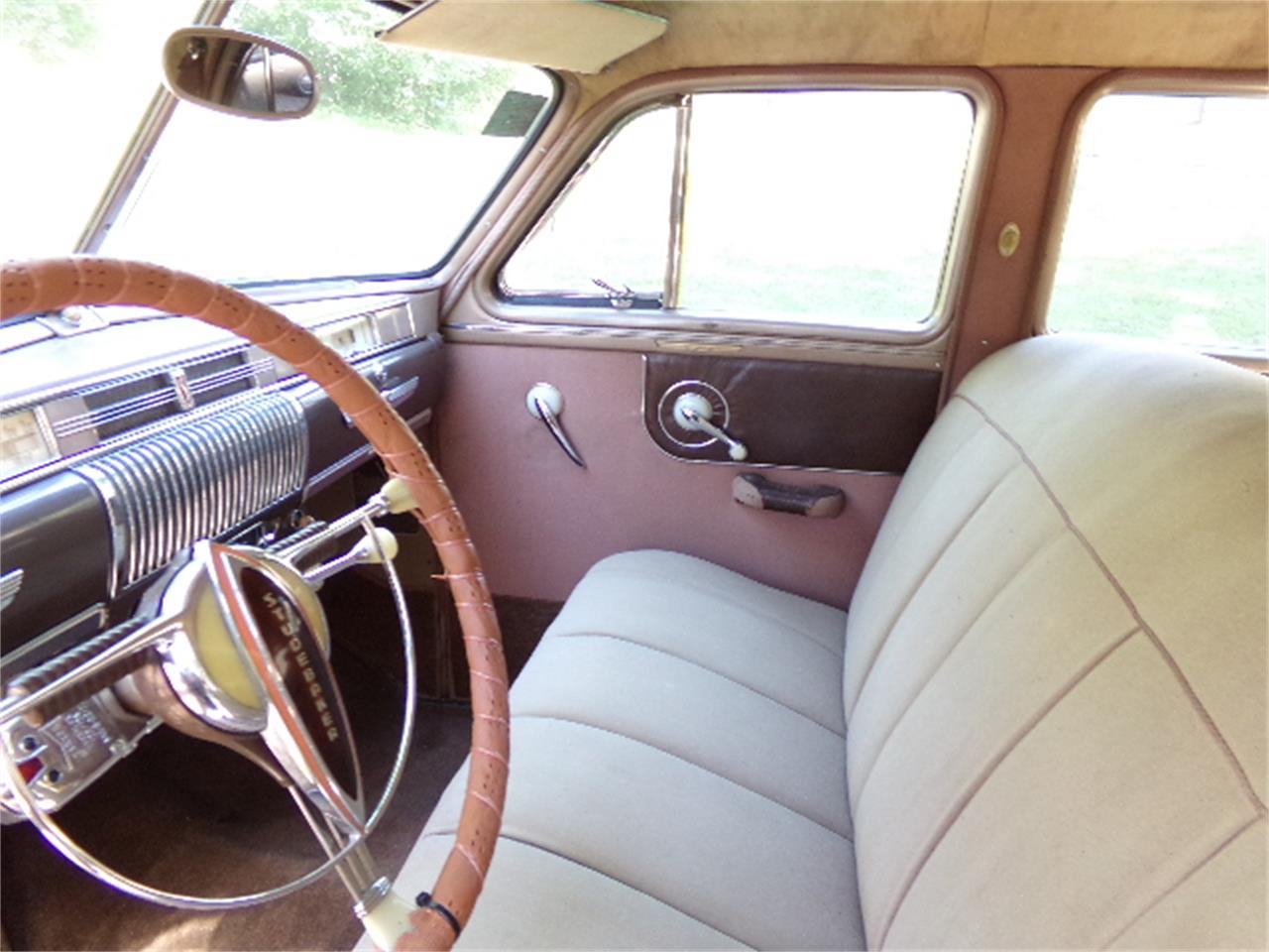 Studebaker-President-1941-tan-and-brown-tan-17