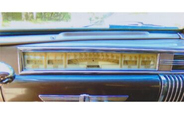 Studebaker-President-1941-tan-and-brown-tan-6