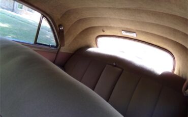 Studebaker-President-1941-tan-and-brown-tan-7