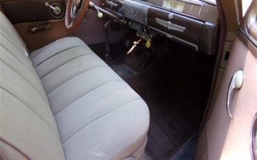 Studebaker-President-1941-tan-and-brown-tan-8
