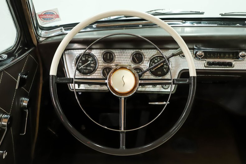 Studebaker-President-1955-Coral-White-19