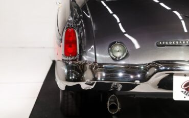 Studebaker-President-1955-Coral-White-43