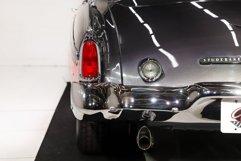 Studebaker-President-1955-Coral-White-43