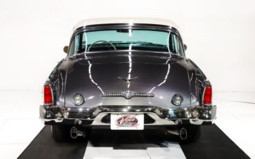 Studebaker-President-1955-Coral-White-46
