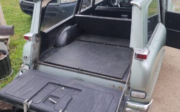 Studebaker-Wagonaire-1966-Stationwagon-1