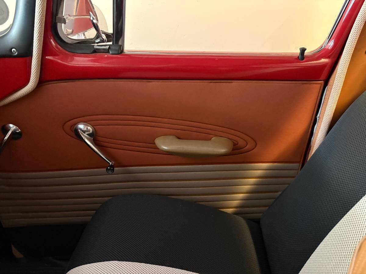 Studebaker-champ-1962-red-11