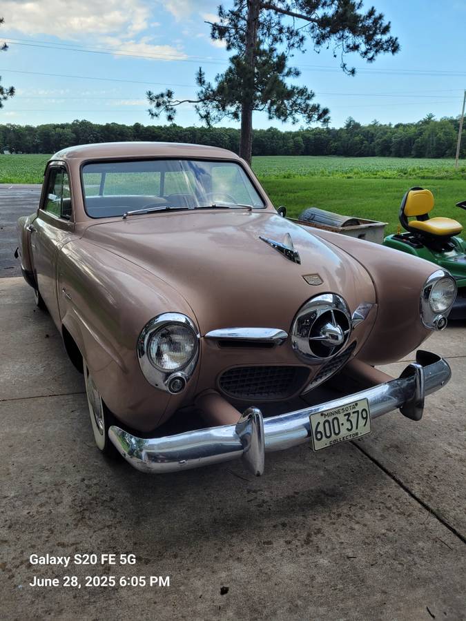 Studebaker-champion-starlight-coupe-1950-1