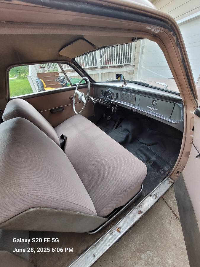 Studebaker-champion-starlight-coupe-1950-5