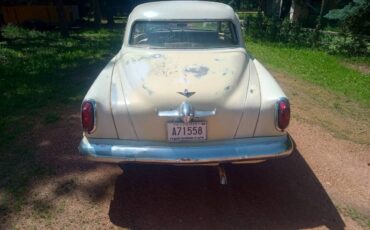 Studebaker-commander-1951-12