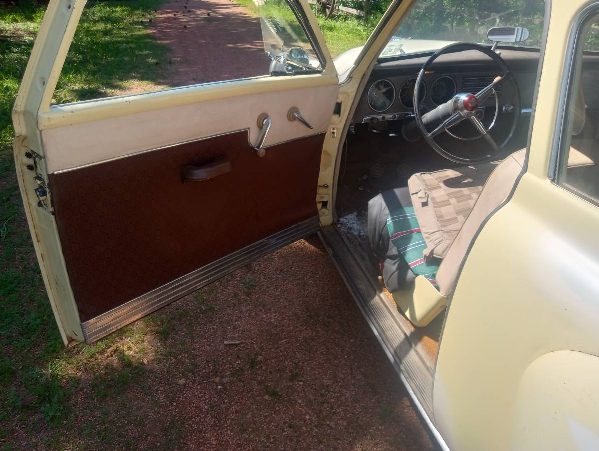 Studebaker-commander-1951-15