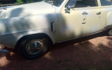 Studebaker-commander-1951-4