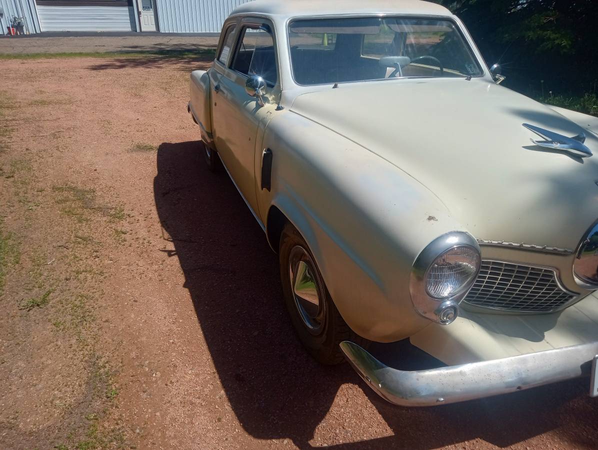 Studebaker-commander-1951-8