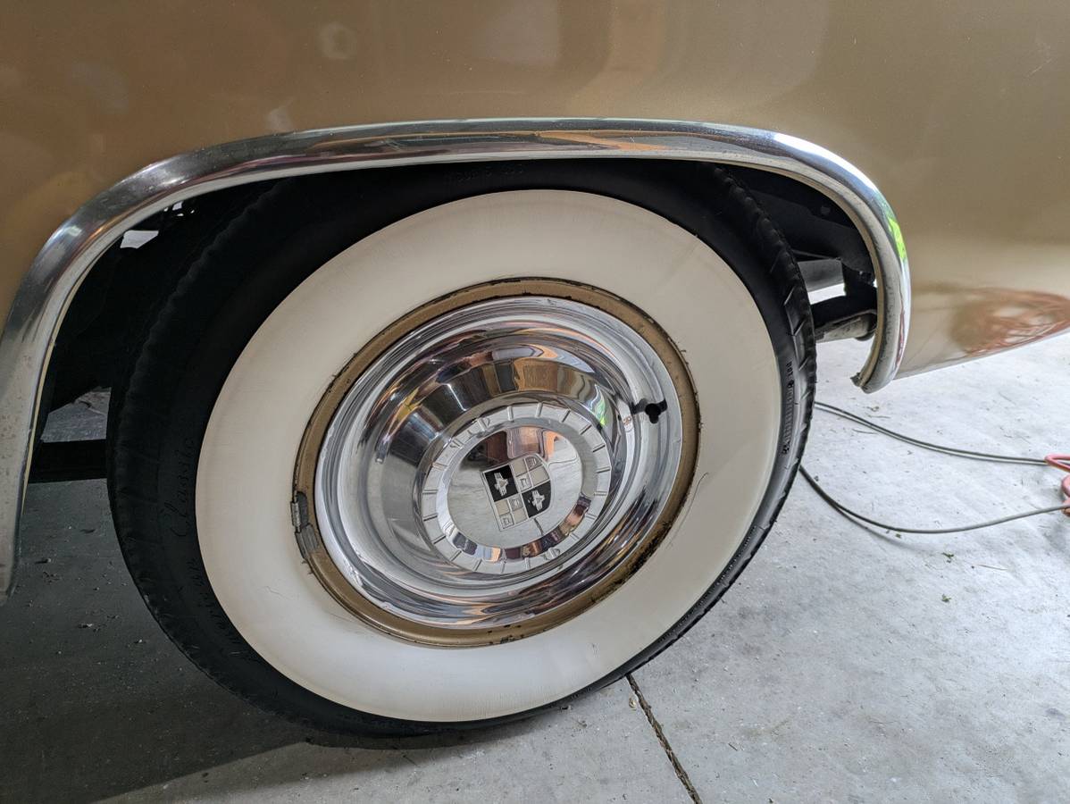 Studebaker-golden-hawk-1956-custom-1