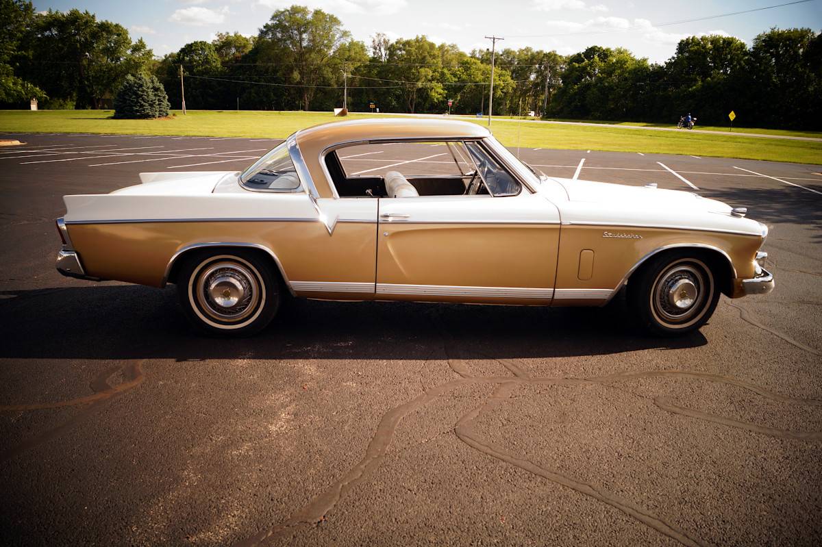 Studebaker-golden-hawk-1956-custom-4