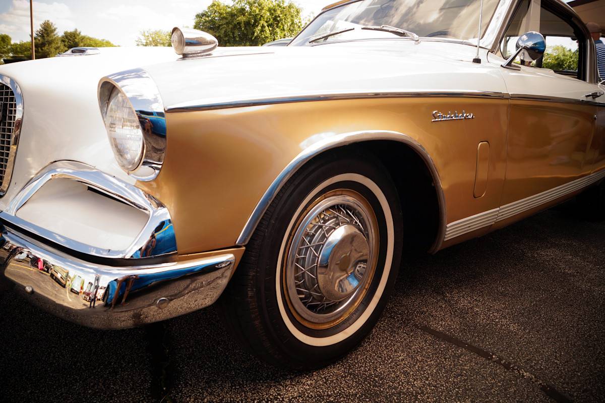 Studebaker-golden-hawk-1956-custom