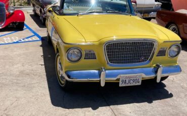 Studebaker-lark-1960-yellow-2