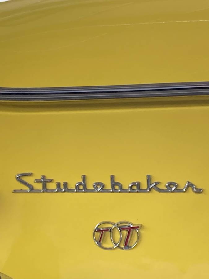 Studebaker-lark-1960-yellow-7