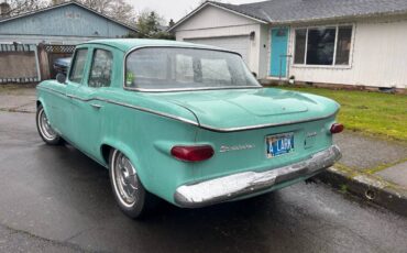 Studebaker-lark-1961-green-2