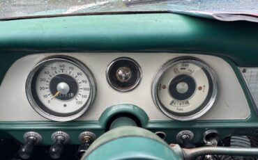 Studebaker-lark-1961-green-7