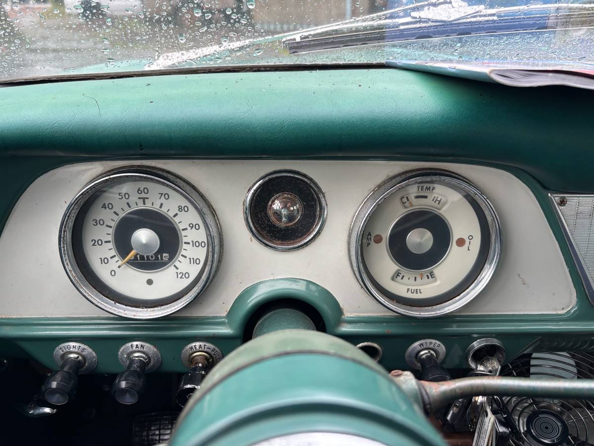 Studebaker-lark-1961-green-7
