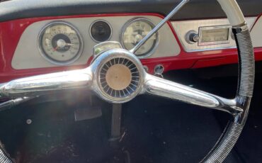 Studebaker-lark-1961-red-6
