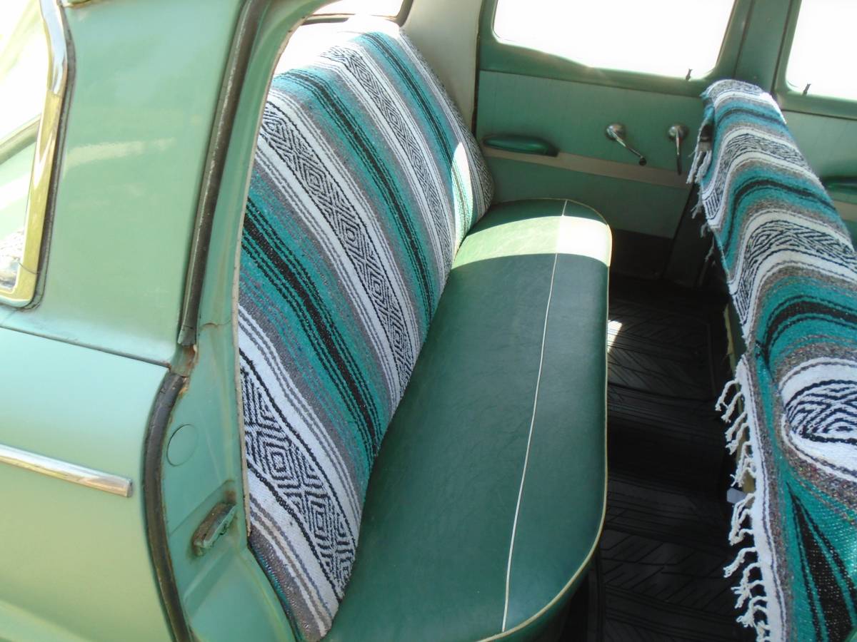Studebaker-lark-6-1961-green-13