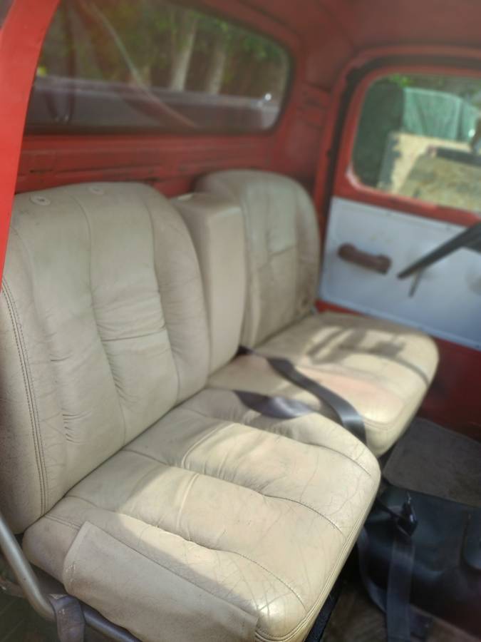 Studebaker-one-ton-1955-red-4