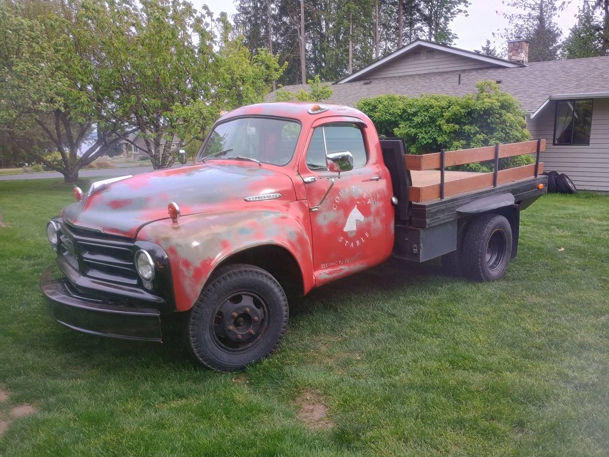 Studebaker-one-ton-1955-red