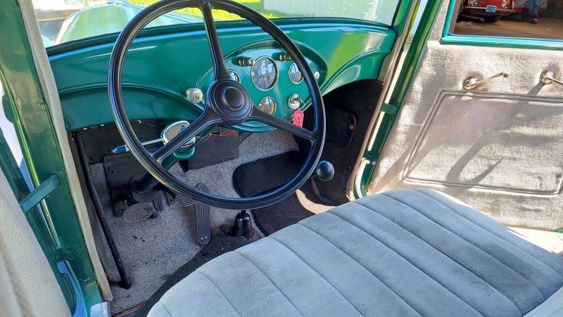 Studebaker-rockne-1932-13
