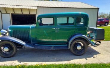 Studebaker-rockne-1932-2