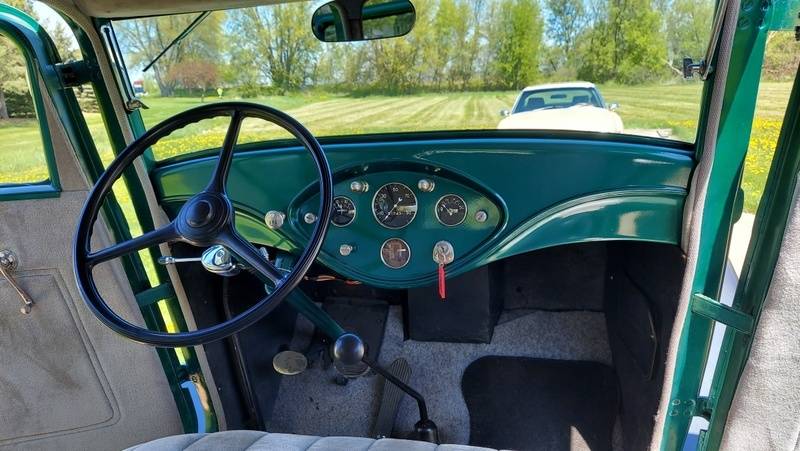 Studebaker-rockne-1932-7