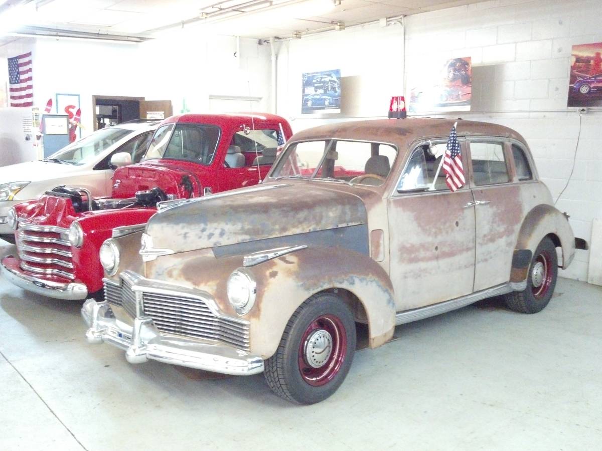 Studebaker-skyway-champion-1946