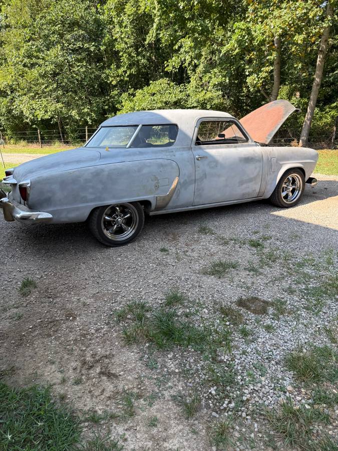 Studebaker-starlight-1951-grey-5